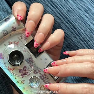 French Pink Press on nails almond nails/Heart nails/Pink nails/Valentine Nail/Y2K Nails/Cute Nails/kawaii nails/Gift for her nails