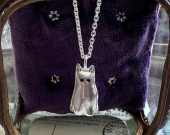 cat ghost necklace pendant ... spooky Halloween jewelry ... boomeow