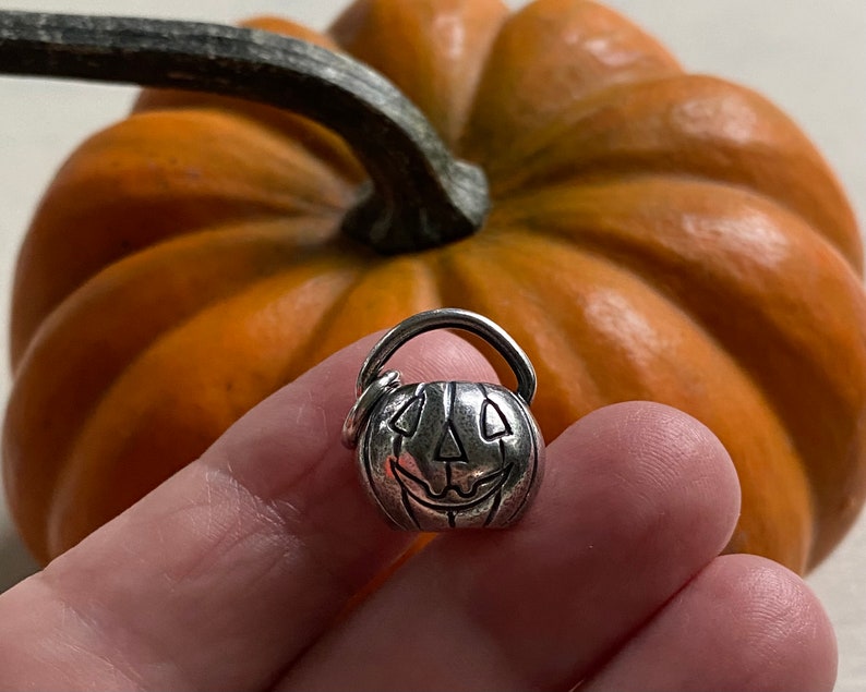 jack o'lantern pumpkin necklace pendant - pumpkin pail - sterling silver Halloween jewelry image 7