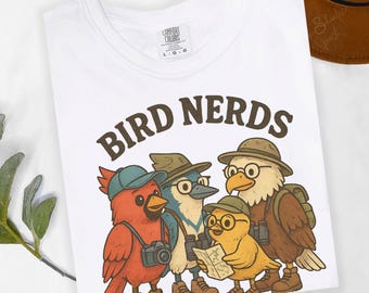 Comfort Colors Unisex Bird Nerds Graphic T-shirt, bird watcher gift  Bird Lover Tee, Nature Enthusiast, Wildlife Graphic Tee,  Ornithology