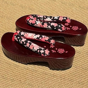 Kimono Geta Sandals: Handmade Japanese Wooden Shoes