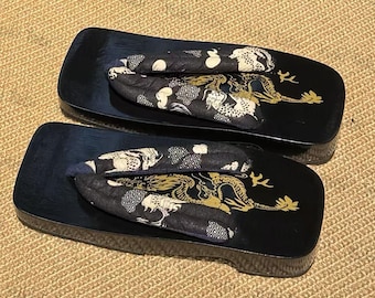 Men's Japanese Geta Sandals – Anti-Slip Traditional Wooden Flip Flops | Handmade Tabi Shoes Tabi Socks