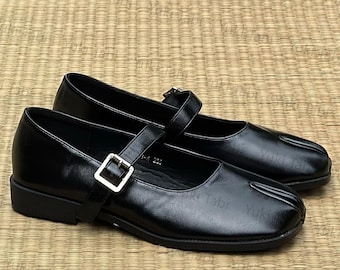 Tabi Split Toe Ballet Flats Women's Sandals