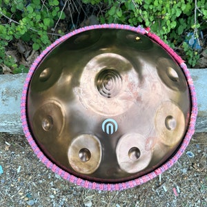 22-Inch Titanium Handpan D Minor Kurd Makam Meditation Drum - 9-Note Yoga Percussion with Bag Gift