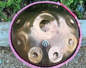 22-Inch Titanium Handpan D Minor Kurd Makam Meditation Drum - 9-Note Yoga Percussion with Bag Gift