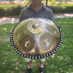 22-Inch Titanium Handpan D Minor Kurd Makam Meditation Drum - 9-Note Yoga Percussion with Bag Gift
