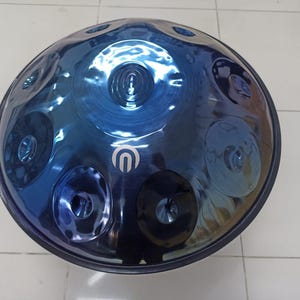 9-Note Titanium Handpan | 432Hz D Minor Kurd Makam Multicolored Meditation Drum + Bag