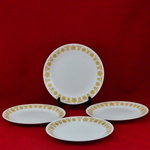 Corelle Butterfly Gold 10 Inch Dinner Plates by Corning - Set of 4 - Stackable Pyrex Compatibles - Retro Kitchen - 1970s
