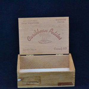 Caribbean Petites Wood Cigar Box - Tobacciana - Advertising - Store Displays - Man Cave Décor - Cigar Box - Vintage Packaging - Tobacco