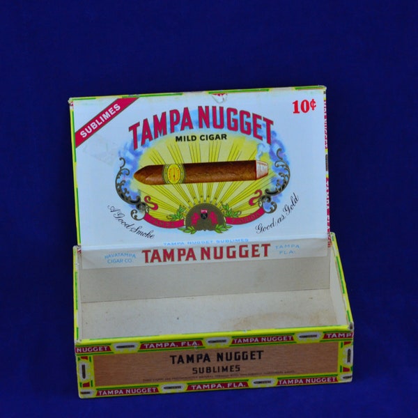 Tampa Nugget Sublimes Mild Cigar Box - Tobacciana - Vintage Advertising - Store Displays - Man Cave Décor - Cardboard Cigar Box - Tobacco