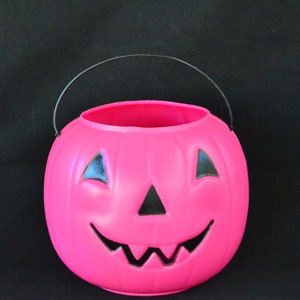 General Foam Halloween Blow Mold Jack-O-Lantern Pumpkin Trick or Treat Candy Bucket or Pail - Plastic Halloween Decoration - Novelty Décor