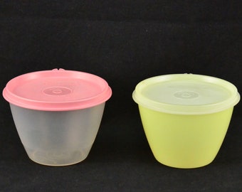Elección de Vintage Tupperware Opaco Sheer con tapa rosa o amarillo con tazón de refrigerador opaco #148 y tapa #215 - Tazón de almacenamiento - Hecho en EE.UU.