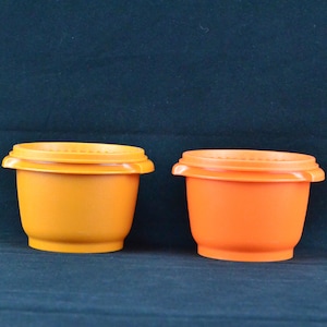 WAHL Vintage Tupperware Servalier 20 Unzen Stapelschale # 886 & Deckel - Ernte Orange oder Orange Nistschale - Lagerung von Lebensmitteln - Dichter Deckel