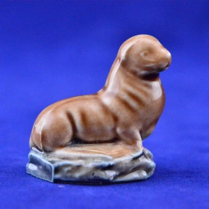 Vintage Wade Whimsies Porcelain Seal or Sea Lion - Made in England