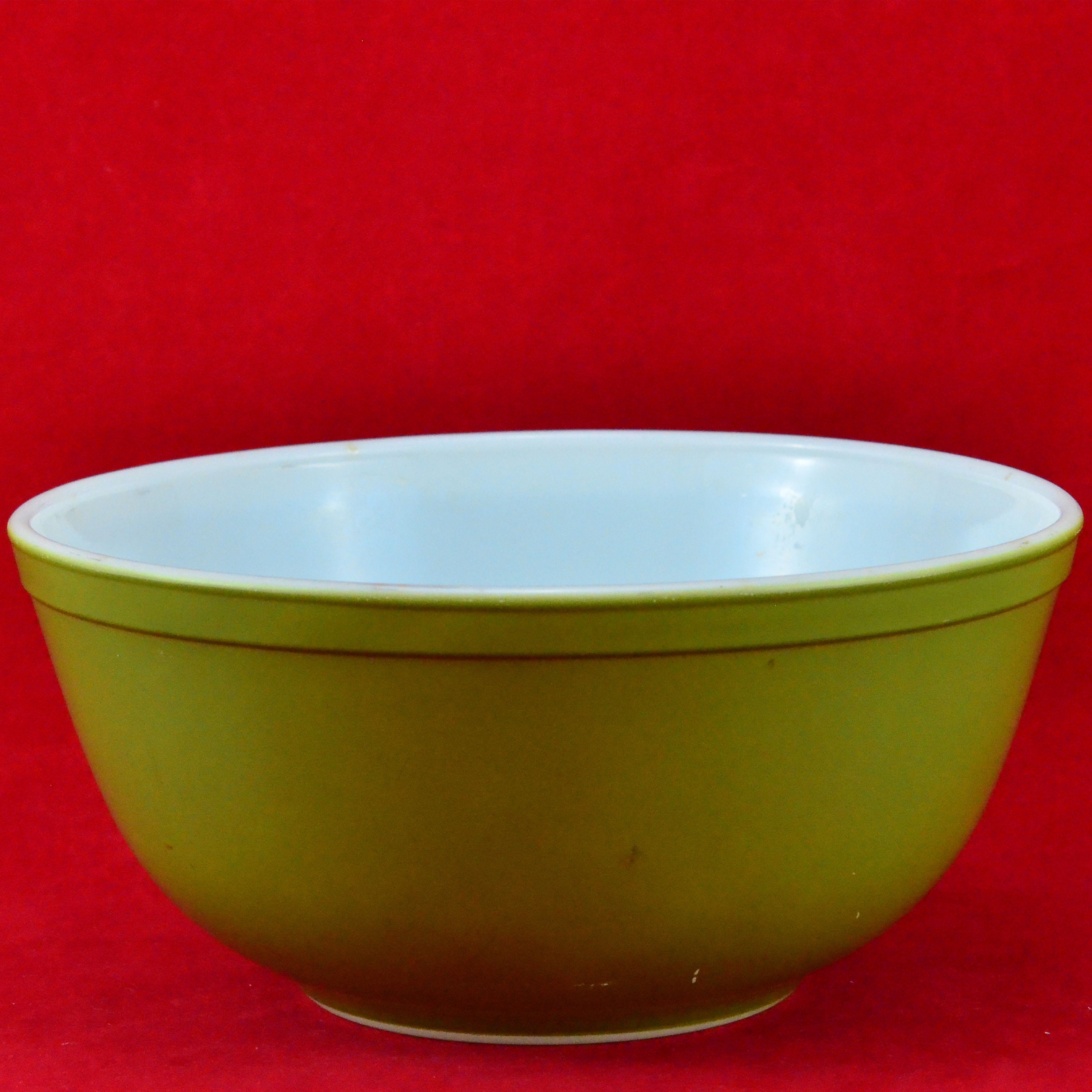 ミッドセンチュリー パイレックス ヴェルデ アボカド グリーン