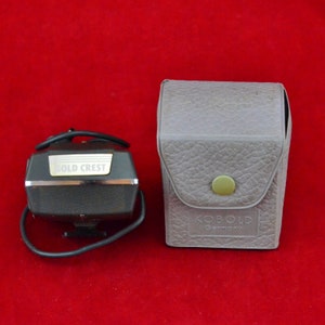 Vintage Gold Crest Electronic Flash Cube Adapter with PC Sync Cord - Shoe Mount - Vinyl Box - Photography Equipment - Made In Japan