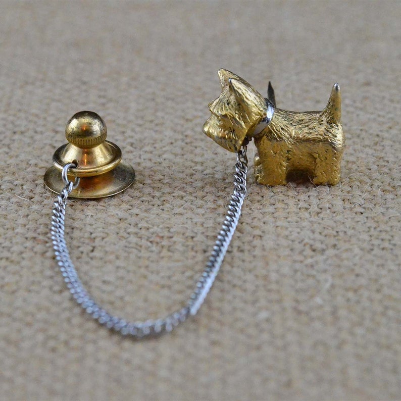 Tie Tack Lapel Pin Vintage Swank Gold Scottie Dog Pin with Leash /& Collar Scottish Terrier Schnauzer Safety Chain \u2013 Original Box