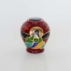 Vintage Handpainted Oriental Vase or Ginger Jar in Dark Red - Takito Company - Made in Japan