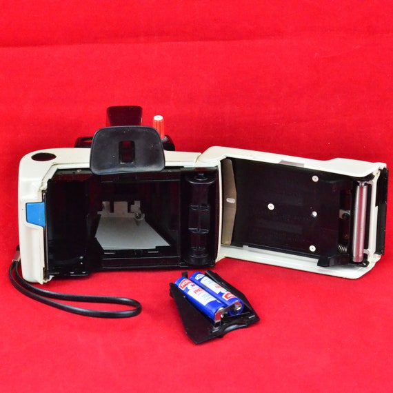 Polaroid Model 20 Swinger Land Camera With Original Batteries - C