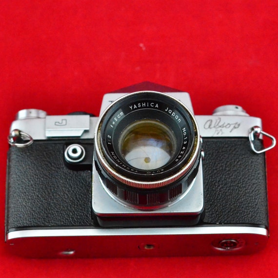ヴィンテージ ヤシカ ペンタ J 35 mm フィルム SLR カメラ、オート