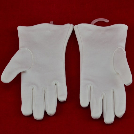 Vintage Wrist Length Evening Gloves in White - De… - image 8