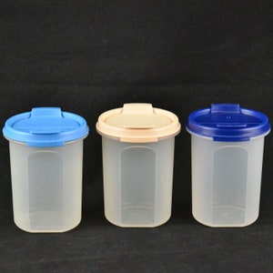 Choice Tupperware Modular Mate Opaque Shaker #1606 with Double Flip Lid - 15 fl oz or 440 ml - General Household Storage - Made In USA