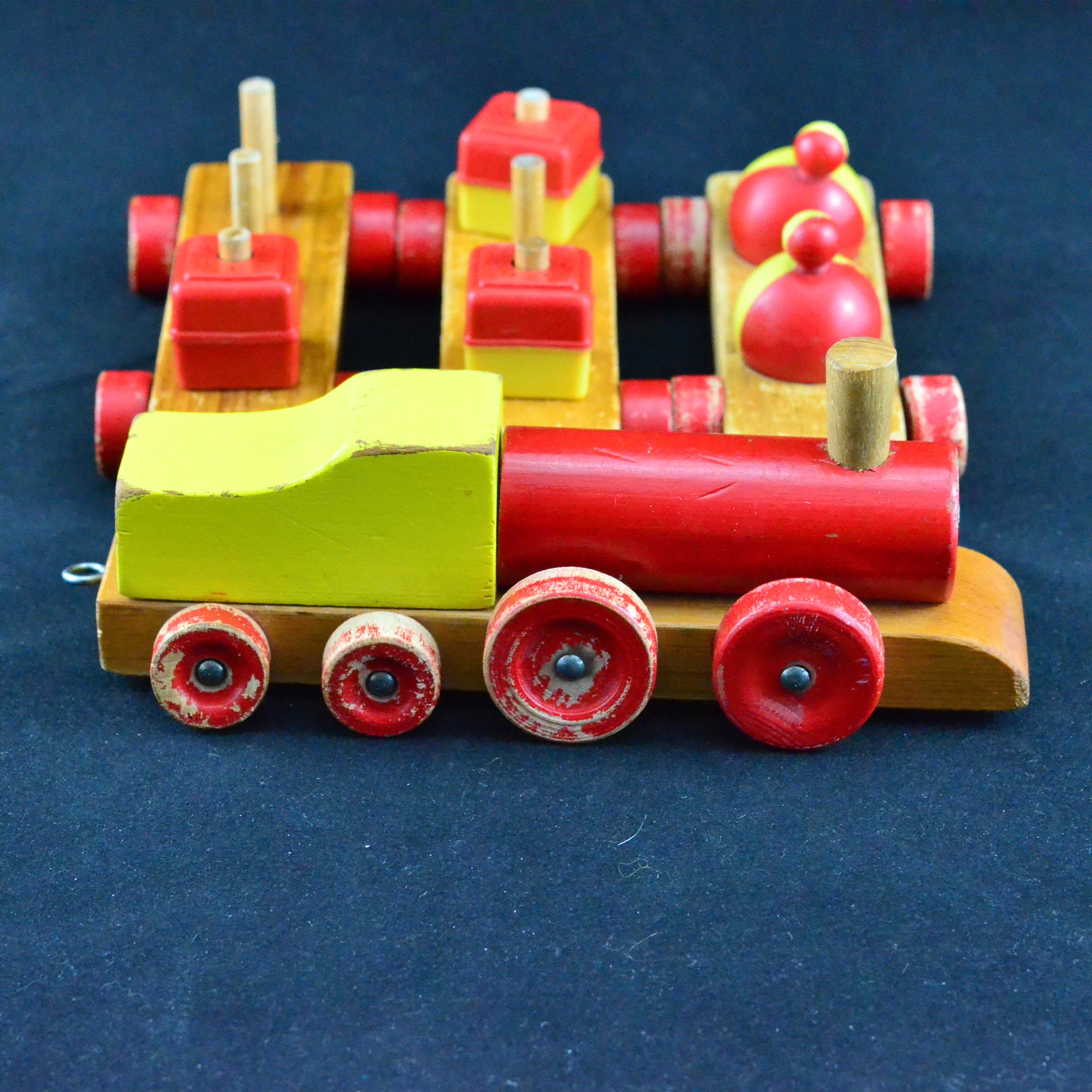 (⭐️N.T⭐️ ) TRAIN・手おしぐるま・ティーカップ・丸バスケット chuggington Wooden Railway Mtambo | eBay