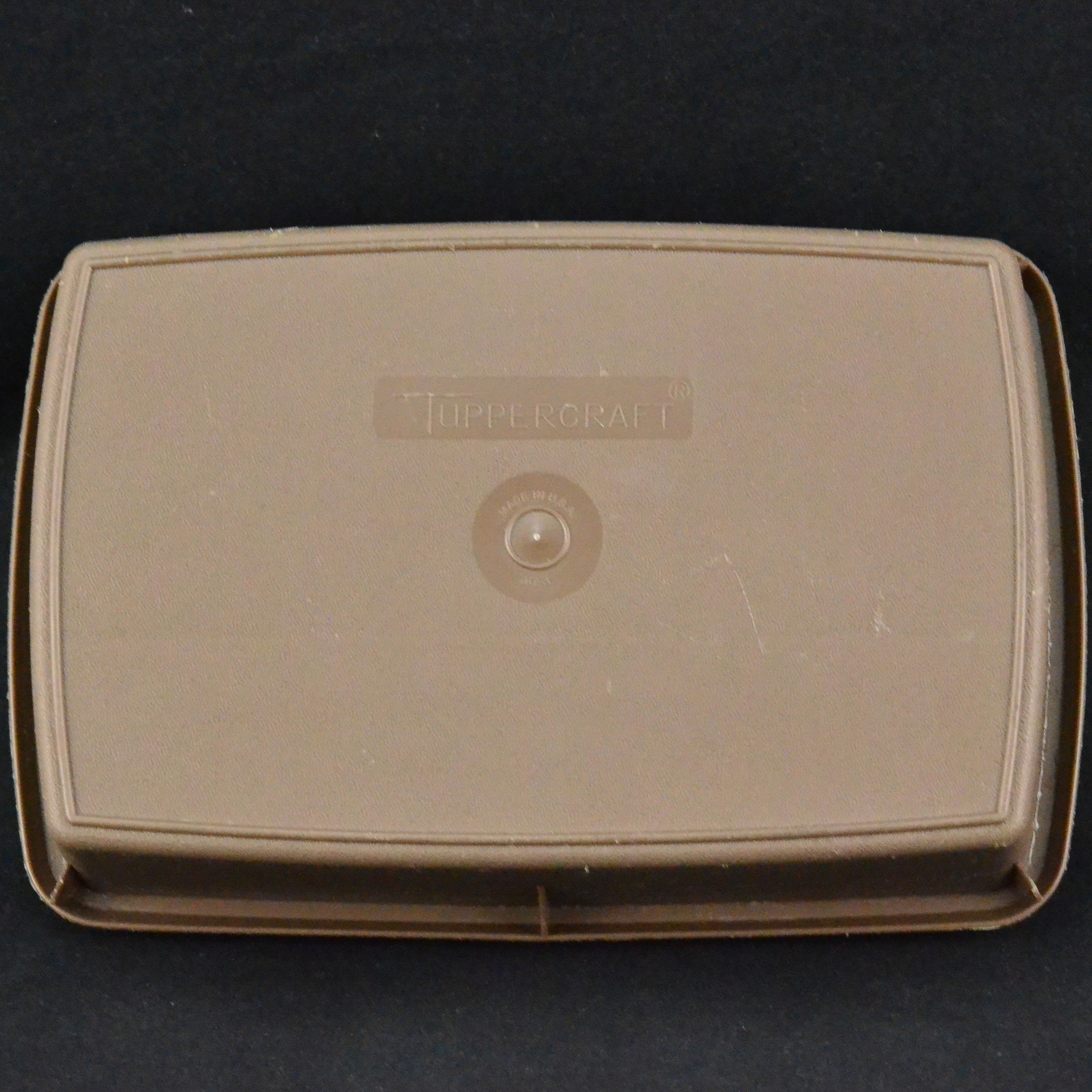 あいななです。タッパーウェア タッパーウェア タッパークラフト Stow-N-Go 仕切り付きコンテナ #767