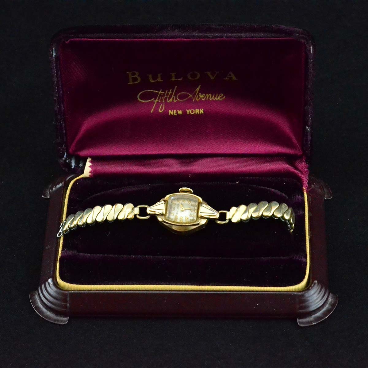 Vintage Bulova Fifth Avenue New York Ladies Gold Watch 17 Etsy UK