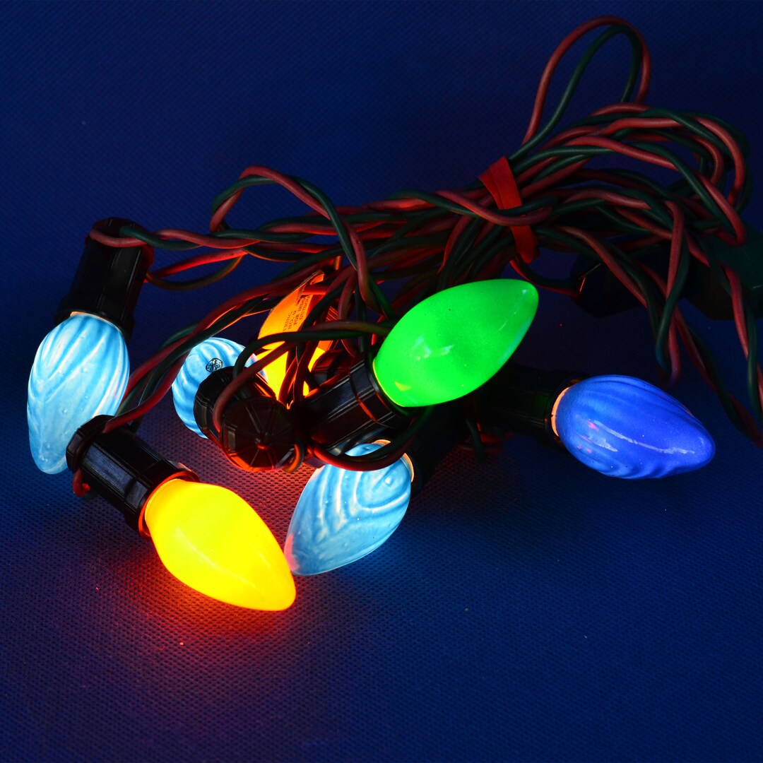 Antique Noma Multicolored Christmas Lights 12 Foot 7 Bakelite Red Cap Sockets C9 Underwriters