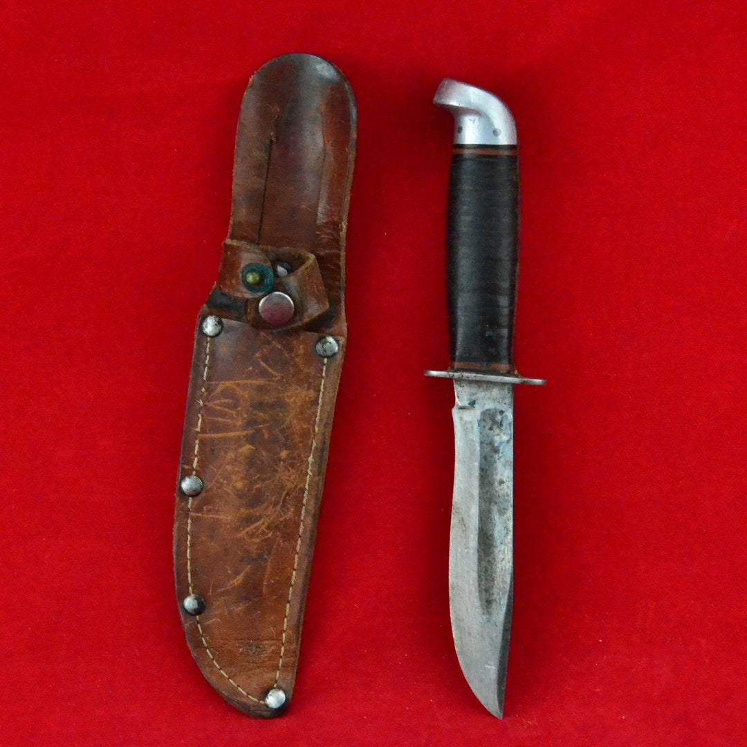 Vintage WW2 Western Fixed Blade Hunting Knife Stacked Leather Handle