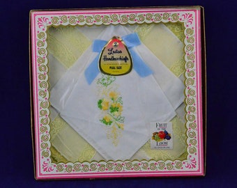 Vintage Floral Ladies Handkerchief Gift Set Box - Embroidery & Lace - Fruit of the Loom - Original Package - New Old Stock