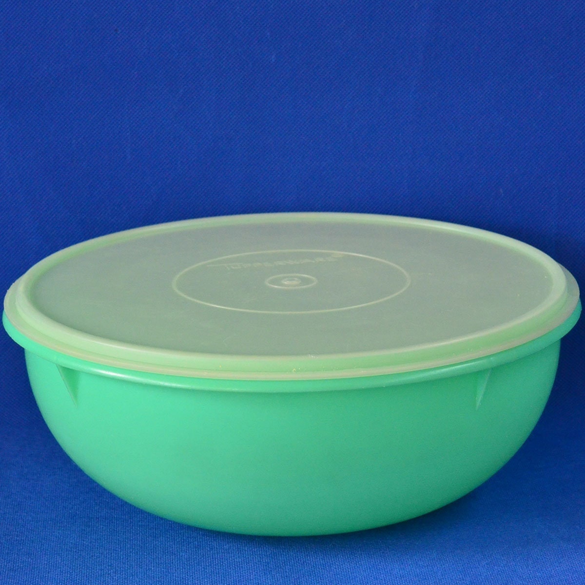 vintage Tupperware large green Fix N Mix bowl, Susan Gonzalas