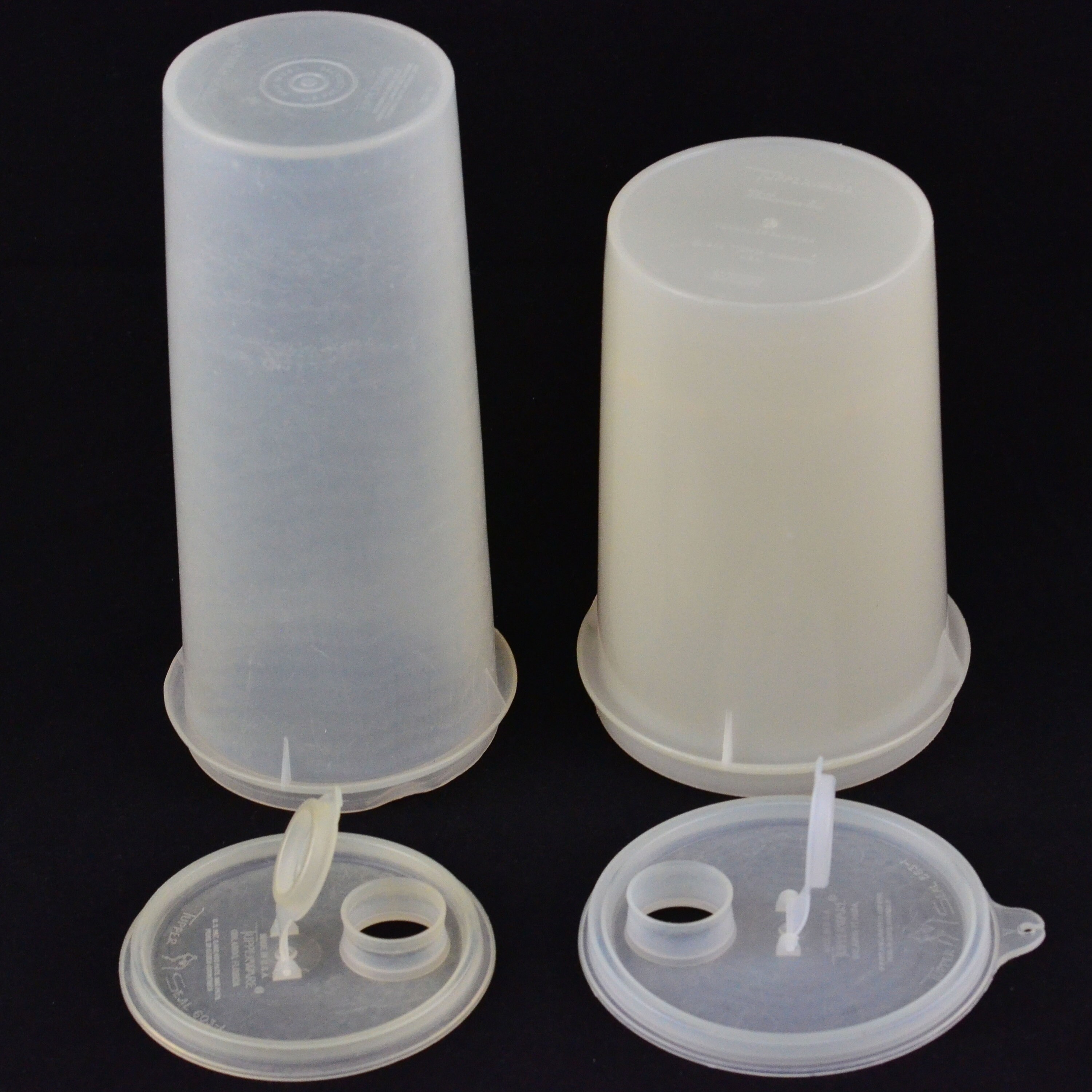 Snap Tupperware CHOICE of Tupperware Opaque Handolier #321 32 Oz or #262 38 Oz Pitcher ...