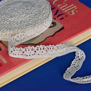 4 Yards of Cream Cluny Lace Trim 1 Inch Wide