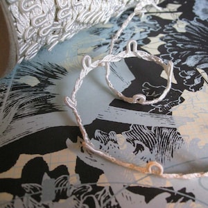 Cream Vintage Button Loop Elastic Trim 0.5 Inches Wide