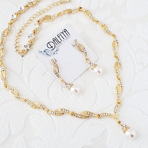 Gold, RoseGold, or Silver Wedding Earrings and Necklace Set with Crystal Core Pearl for Art Deco Vintage Bride Classic MOB Jewelry