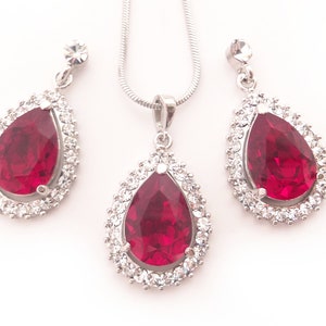 Ruby Red Earrings and Pendant Necklace Set for Brides with Crystal for Art Deco Bridesmaid Gift 1920s Prom Victorian Jewelry