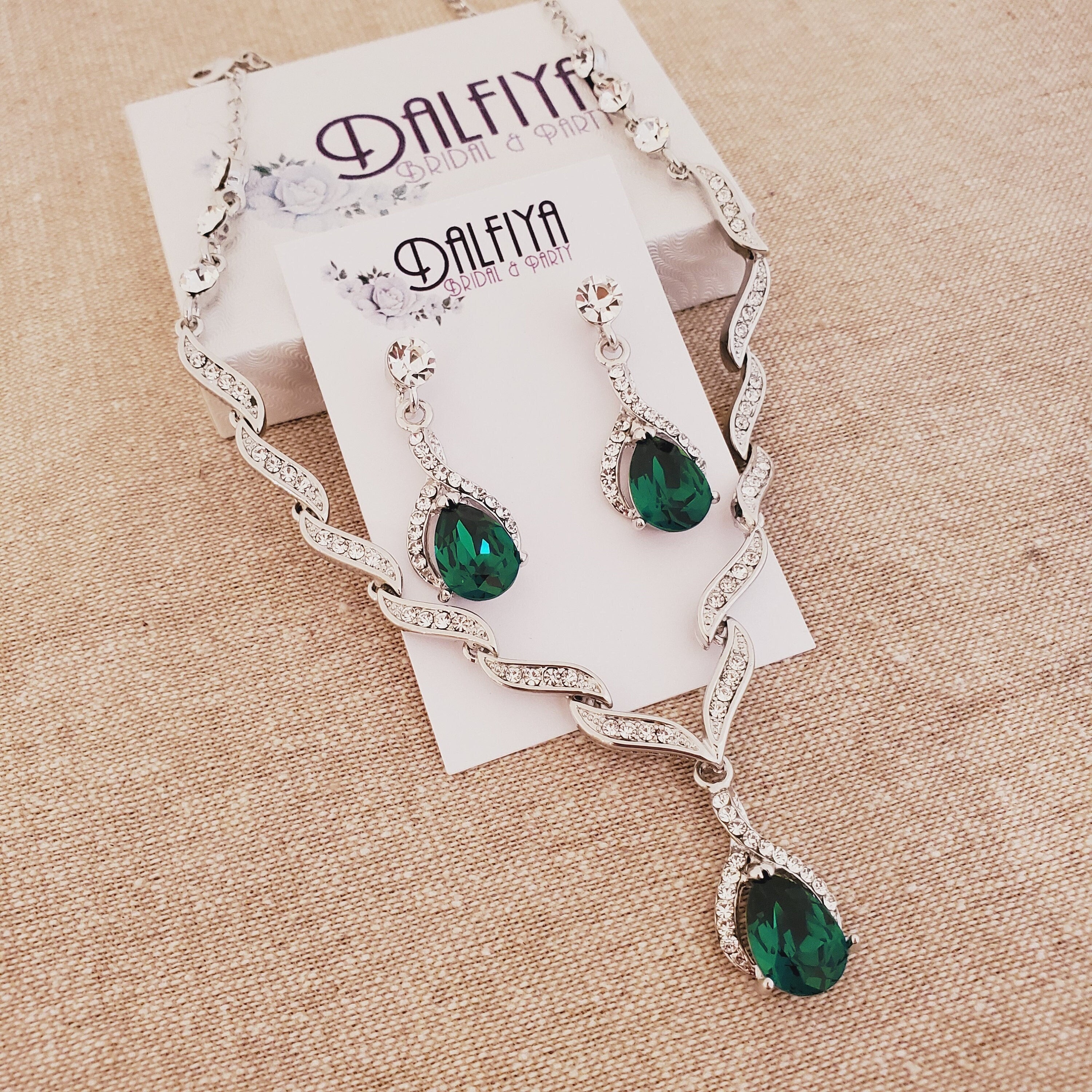 Ensemble Collier Et Boucles D'oreilles Or Rose - 3 Pièces - Neuf Sans Emballage