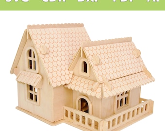 Op de afbeelding: Een lichtgekleurd houten modelhuis met een dak van dakspanen, meerdere ramen en een veranda met een reling. De afbeelding bevat bovenaan de tekst SVG - CDR - DXF - PDF - AI, wat wijst op digitale bestandsformaten voor lasersnijden.