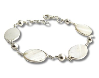 Einzigartiges Perlmutt Armband - 925 Silber handgefertigter Schmuck für Frauen, Geburtstagsgeschenk, eleganter Perlenschmuck - verstellbares Armband