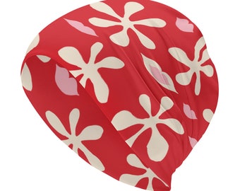 Peace and Love Big retro flower red beanie