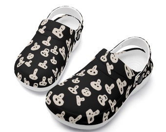 Unisex (Men's sizing) Lightweight Slip On Clogs in cute skulls