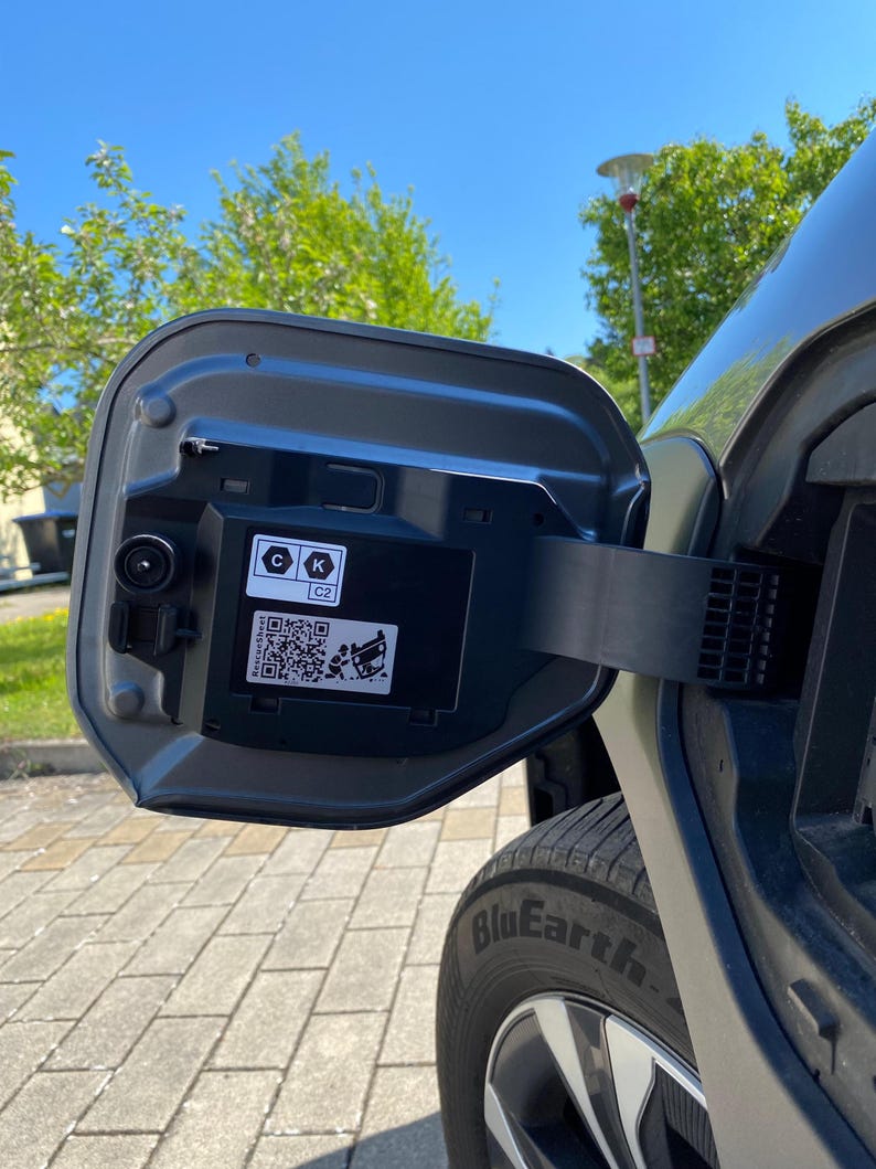 Fisker - Digital Rescue Card via QR Code - Etsy