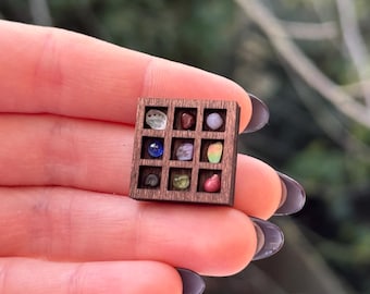 Nano Grid - Micro Curio Shelf