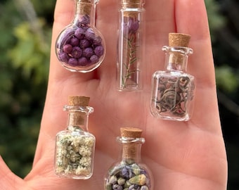 Dried Botanicals - Glass Vial