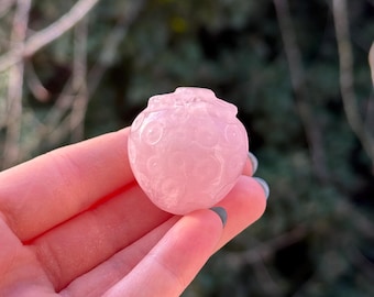 Rose Quartz Strawberry - Gemstone Carving