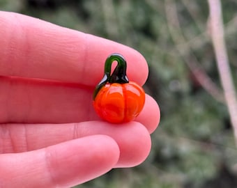 Pumpkin – Glass Pendant