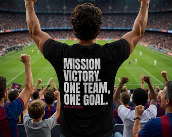 Oversized, schwarzes Fußball WM 2026 Statement Shirt aus Heavy Weight Premium Cotton - stylische WM Trikot Alternative mit coolem Spruch