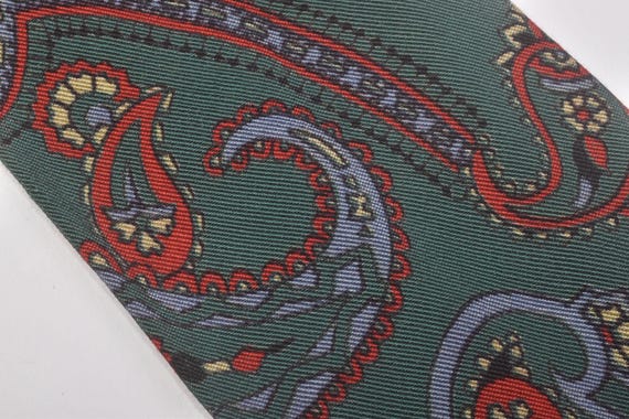 Vintage 30s 40s Green Red Paisley Print Necktie T… - image 3